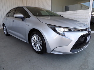 2022 Toyota Corolla Sedan Hybrid Ascent Sport 1.8L Auto CVT 4390580 002 Sedan (Silver Pearl) Pre-Owned Car Thumbnail