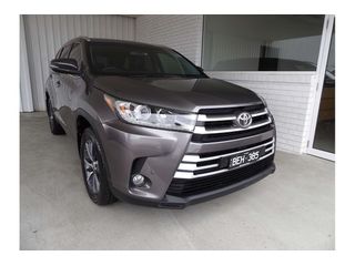 2017  Toyota Kluger GXL (4x2) SUV (Grey) Pre-Owned Car Thumbnail