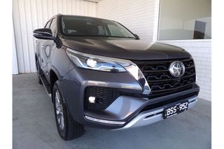 2021  Toyota Fortuner Crusade SUV (Grey) Pre-Owned Car Thumbnail