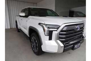 2024  Toyota Tundra Limited Ute (White) Pre-Owned Car Thumbnail