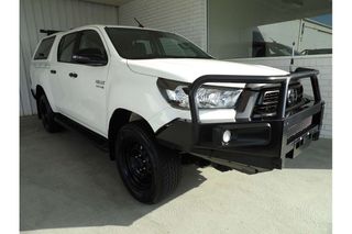 2021  Toyota Hilux SR Ute (White) Pre-Owned Car Thumbnail