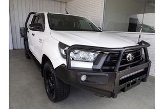 2020 Toyota Hilux SR Ute (White) Pre-Owned Car Thumbnail