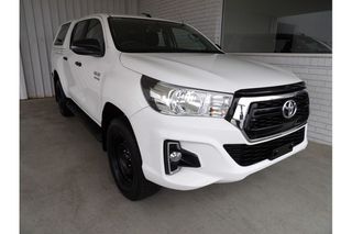 2019  Toyota Hilux SR Ute (White) Pre-Owned Car Thumbnail