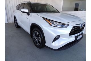 2022  Toyota Kluger GXL SUV (White) Pre-Owned Car Thumbnail