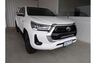 2021  Toyota Hilux SR5 Ute (White) Pre-Owned Car Thumbnail