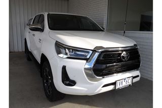 2021  Toyota Hilux SR5 Ute (White) Pre-Owned Car Thumbnail